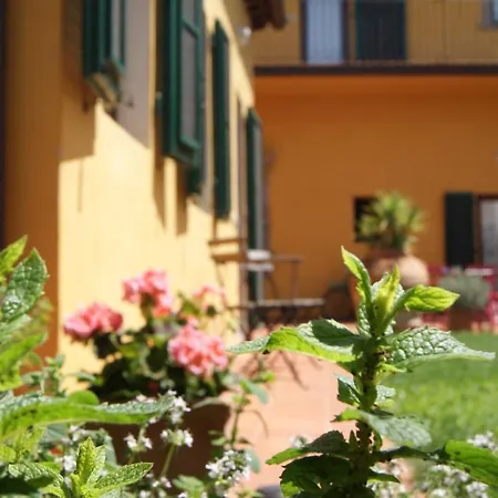 Al Canto Bed and Breakfast