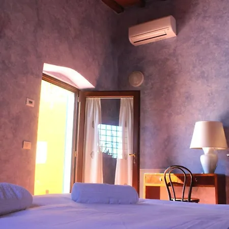 Al Canto Bed and Breakfast