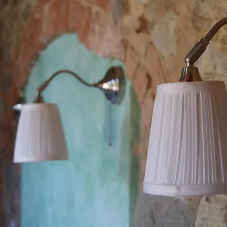Couette-café Al Canto 4*