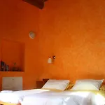 Couette-café Al Canto 4*